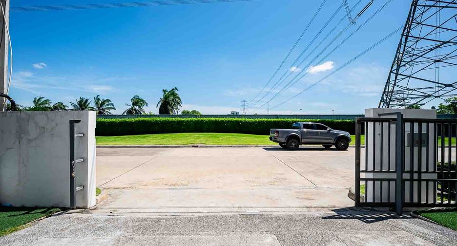 For sale 4 bedrooms house in Prawet, Bangkok