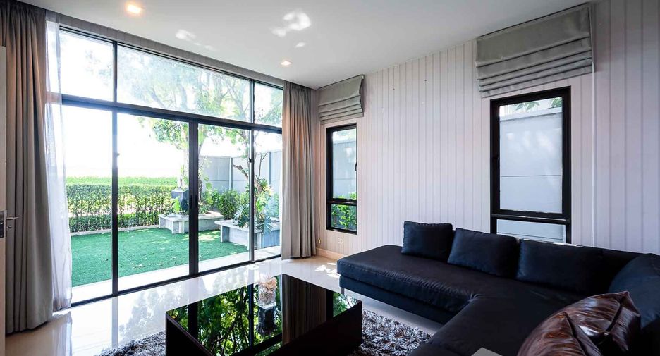 For sale 4 bedrooms house in Prawet, Bangkok