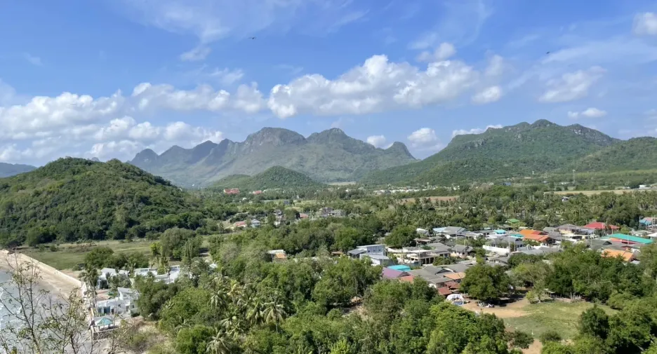 For rent 2 ベッドルーム house in Sam Roi Yot, Prachuap Khiri Khan