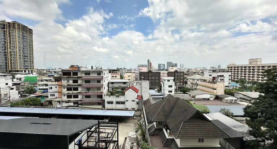 For sale 1 bed condo in Bang Phlat, Bangkok