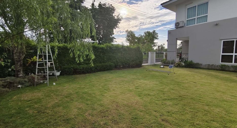 For rent 3 bedrooms house in Doi Saket, Chiang Mai