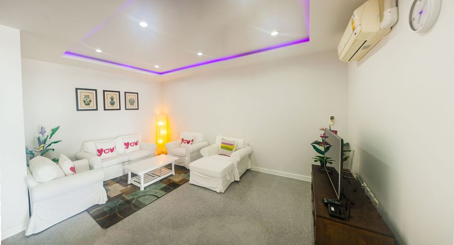 For rent 4 bedrooms condo in Ko Samui, Surat Thani