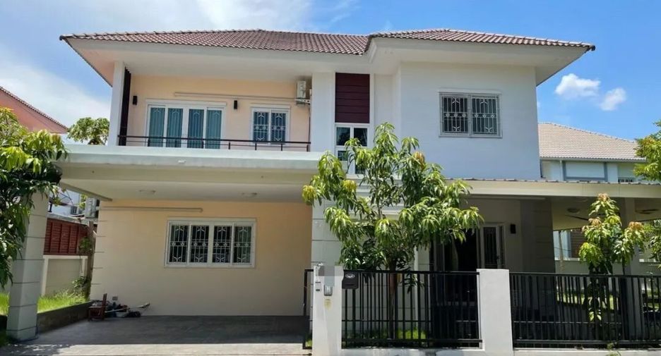 For sale 4 bedrooms villa in San Kamphaeng, Chiang Mai