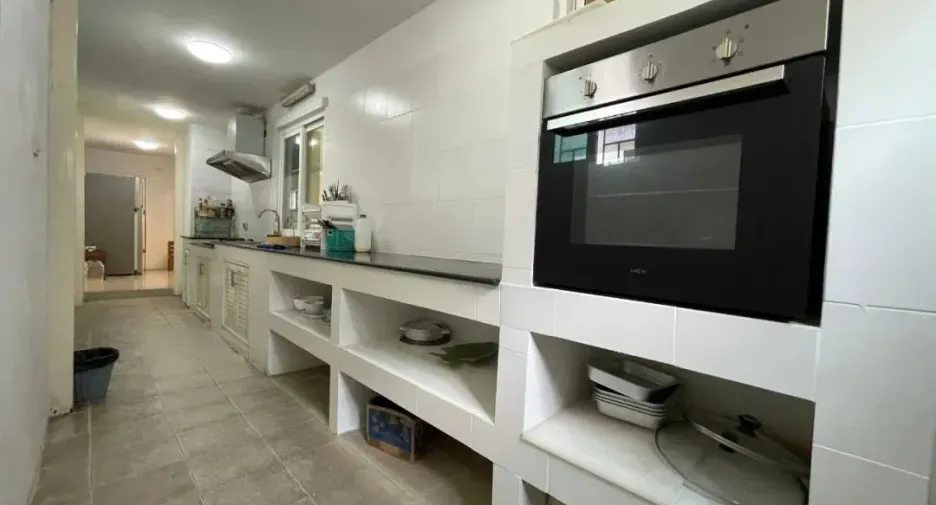 For sale 4 bedrooms villa in San Kamphaeng, Chiang Mai