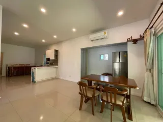 出售 4 卧室 别墅 在 San Kamphaeng, Chiang Mai