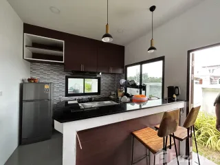 Villa en venta y en alquiler de 3 habitaciones en Cha Am, Phetchaburi