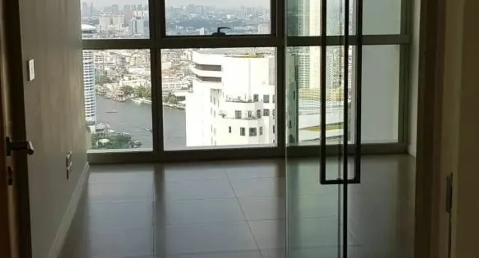 Condo en venta de 2 habitaciones en Sathon, Bangkok
