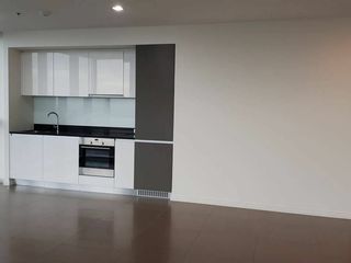 For sale 2 ベッドルーム condo in Sathon, Bangkok