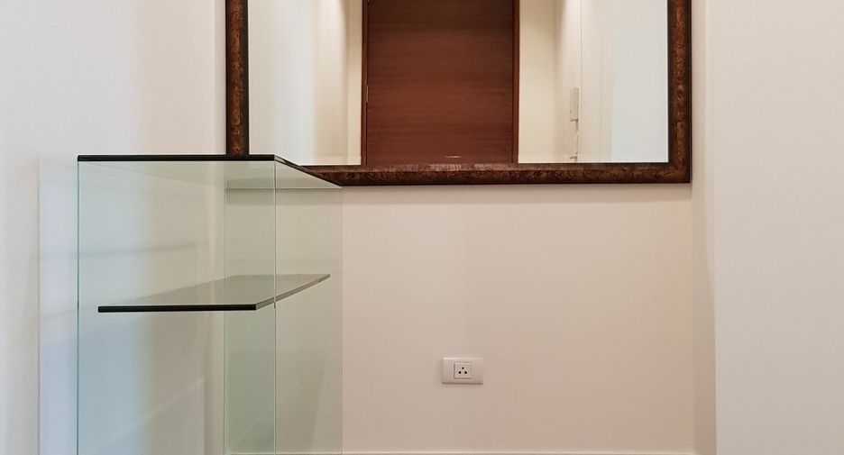 Condo en venta de 2 habitaciones en Sathon, Bangkok