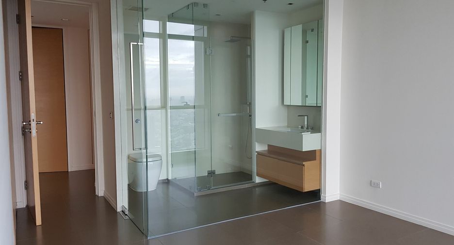 Condo en venta de 2 habitaciones en Sathon, Bangkok