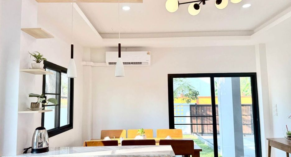 For rent 3 bedrooms house in Mueang Chiang Mai, Chiang Mai