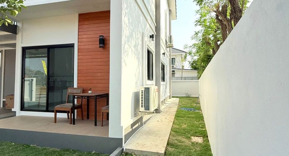 For rent 3 bedrooms house in Mueang Chiang Mai, Chiang Mai