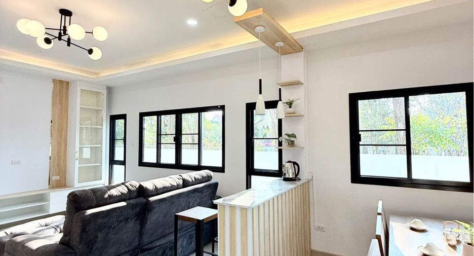 For rent 3 bedrooms house in Mueang Chiang Mai, Chiang Mai