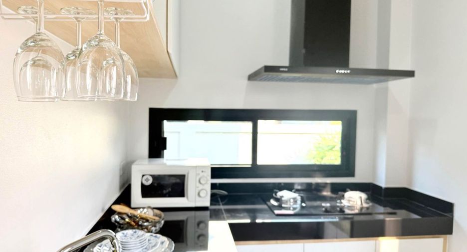 For rent 3 bedrooms house in Mueang Chiang Mai, Chiang Mai