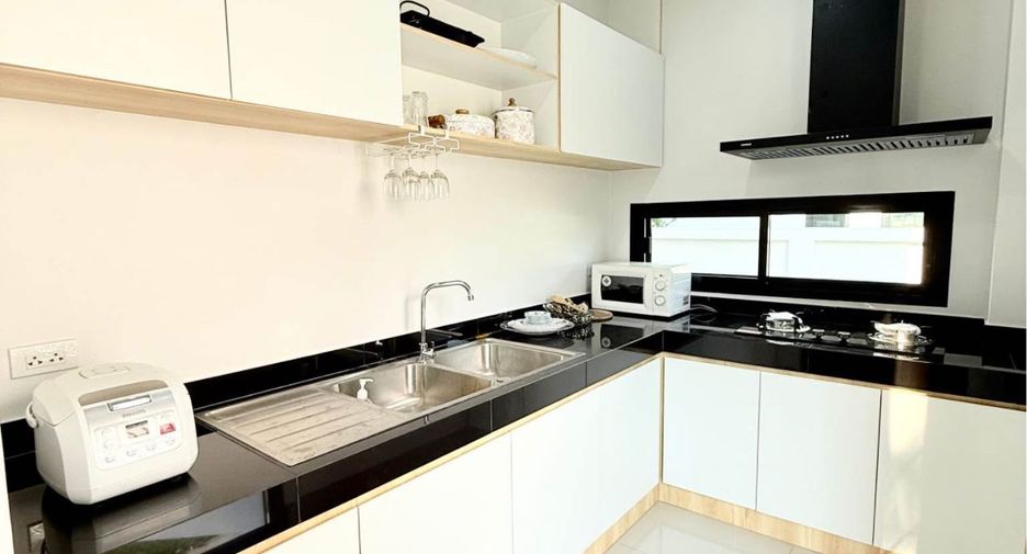 For rent 3 bedrooms house in Mueang Chiang Mai, Chiang Mai