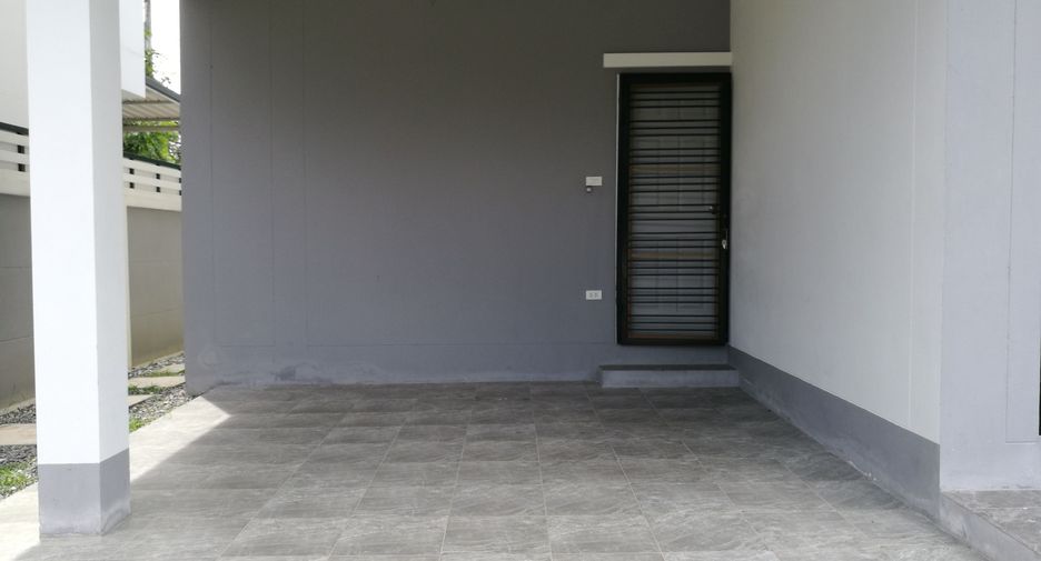 For rent 3 bedrooms house in Mueang Chiang Mai, Chiang Mai