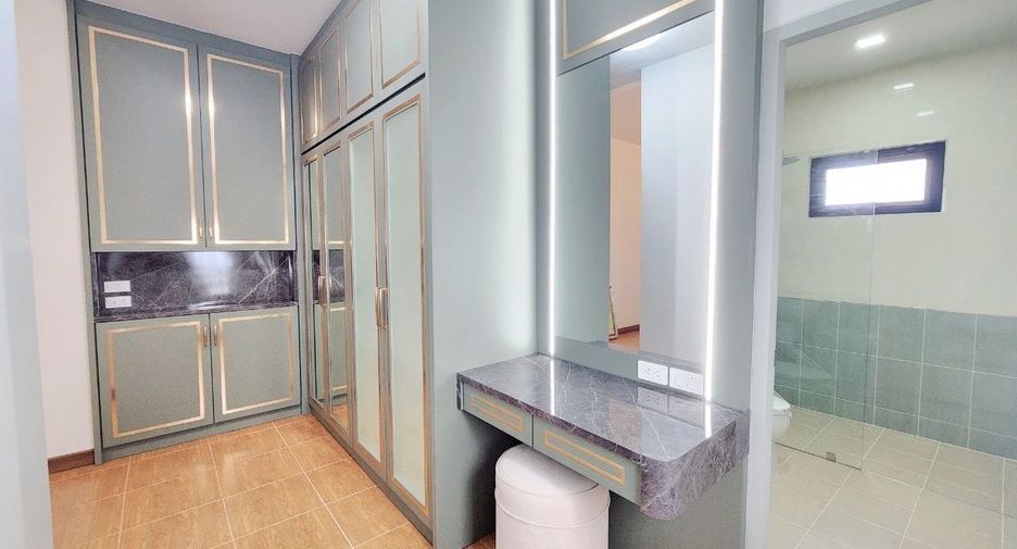 For sale 3 bedrooms house in Hang Dong, Chiang Mai