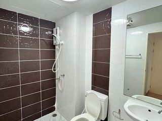 Wohnung zum Kauf mit 1 Zimmer in Bang Khun Thian, Bangkok