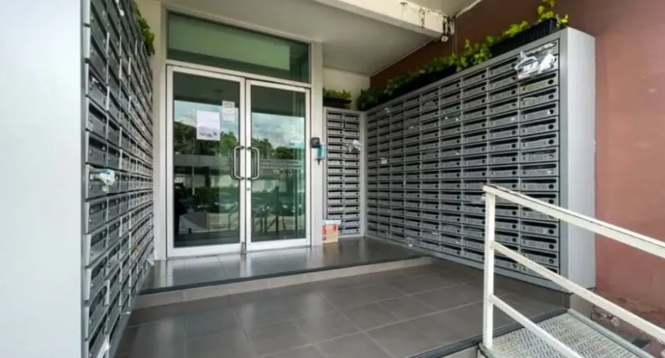 For sale 1 bed condo in Bang Khun Thian, Bangkok