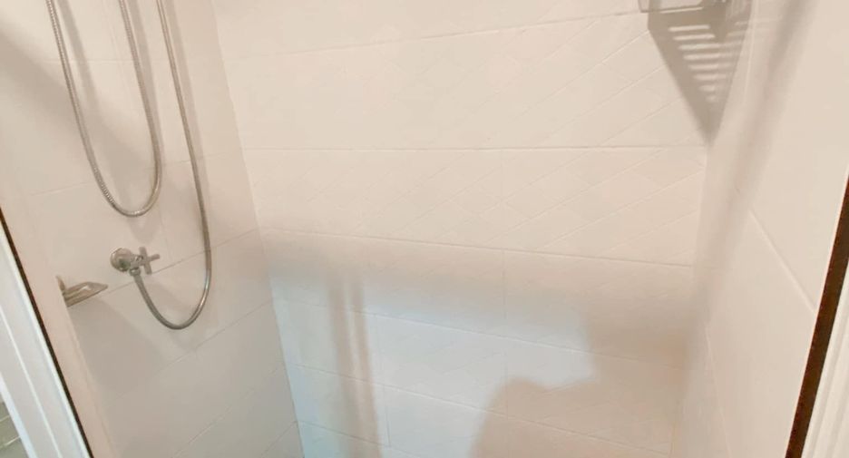 For rent 1 bed condo in Mueang Samut Prakan, Samut Prakan