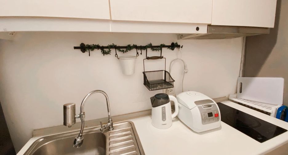 For rent 1 bed condo in Mueang Samut Prakan, Samut Prakan