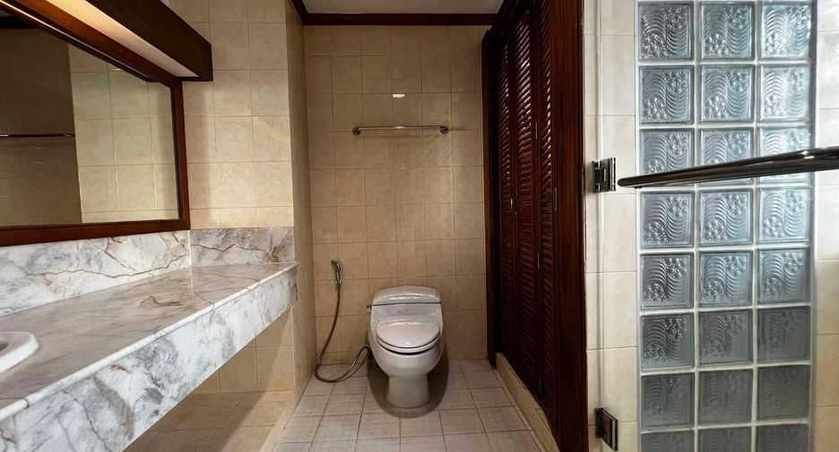 For rent 2 bedrooms apartment in Cha Am, Phetchaburi