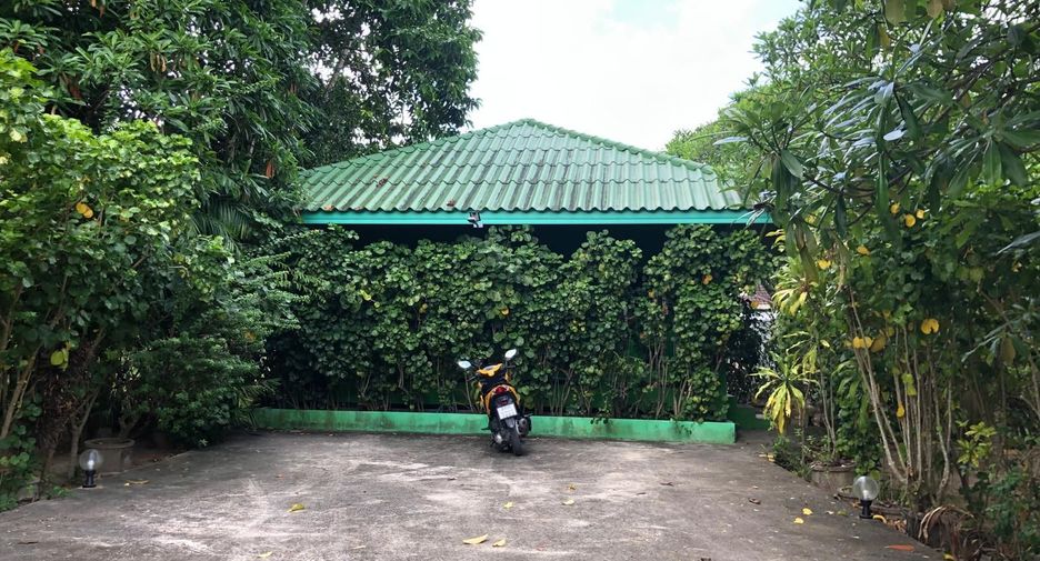 For sale 11 bedrooms hotel in Ko Samui, Surat Thani