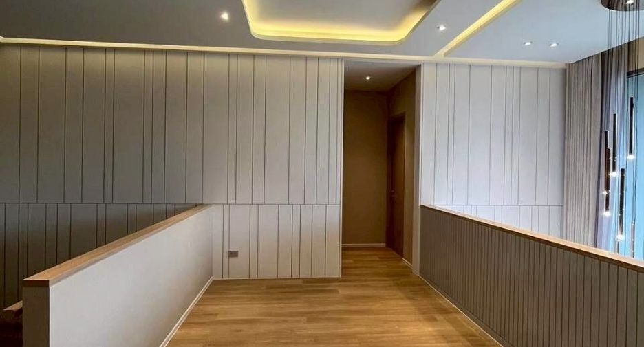 For rent 4 bedrooms villa in Bang Lamung, Chonburi