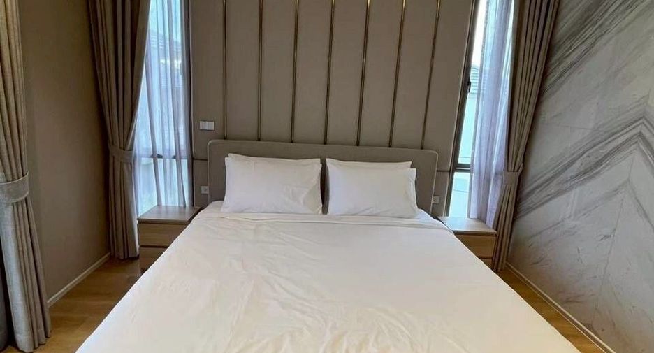 For rent 4 bedrooms villa in Bang Lamung, Chonburi