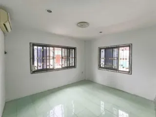 À louer 3 chambres maison à Bang Lamung, Chonburi