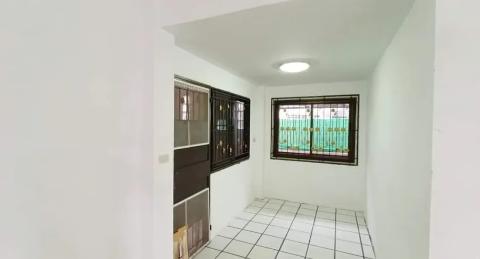 For rent 3 bedrooms house in Bang Lamung, Chonburi
