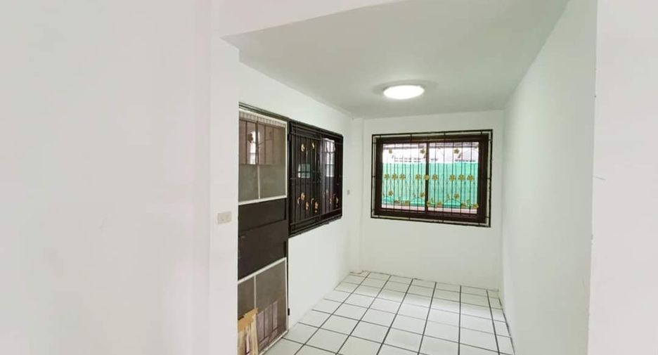 For rent 3 bedrooms house in Bang Lamung, Chonburi