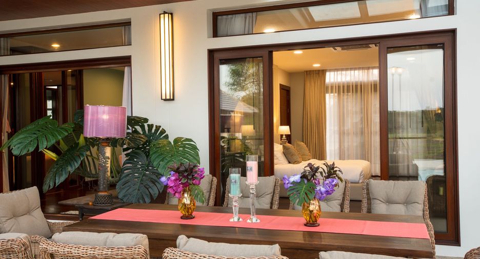 For sale and for rent 5 bedrooms villa in Saraphi, Chiang Mai