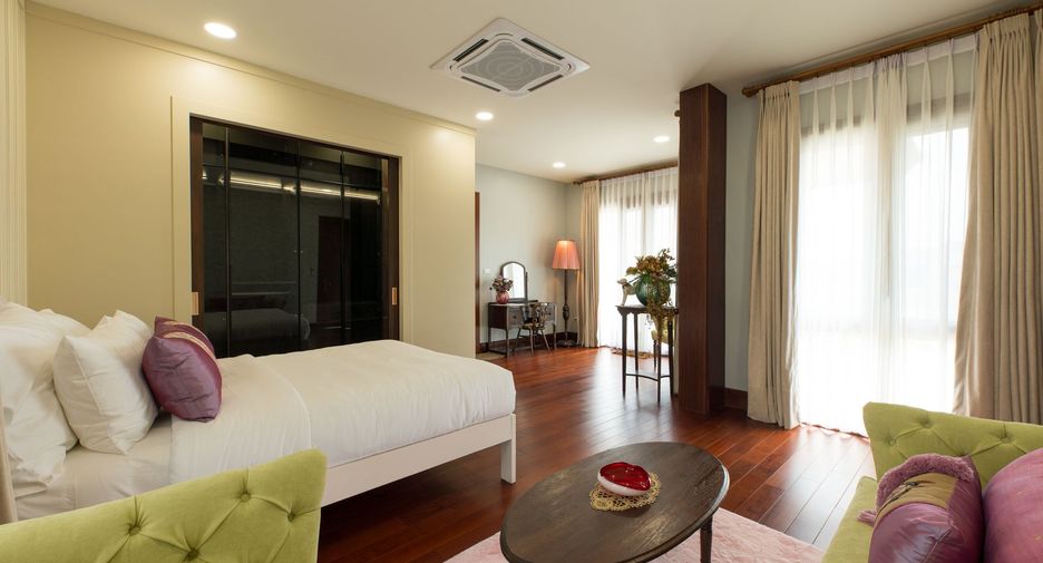 Villa en venta y en alquiler de 5 habitaciones en Saraphi, Chiang Mai
