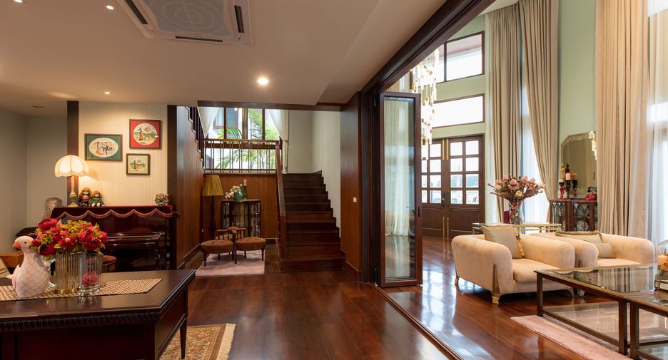 Villa en venta y en alquiler de 5 habitaciones en Saraphi, Chiang Mai