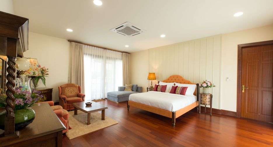Villa en venta y en alquiler de 5 habitaciones en Saraphi, Chiang Mai