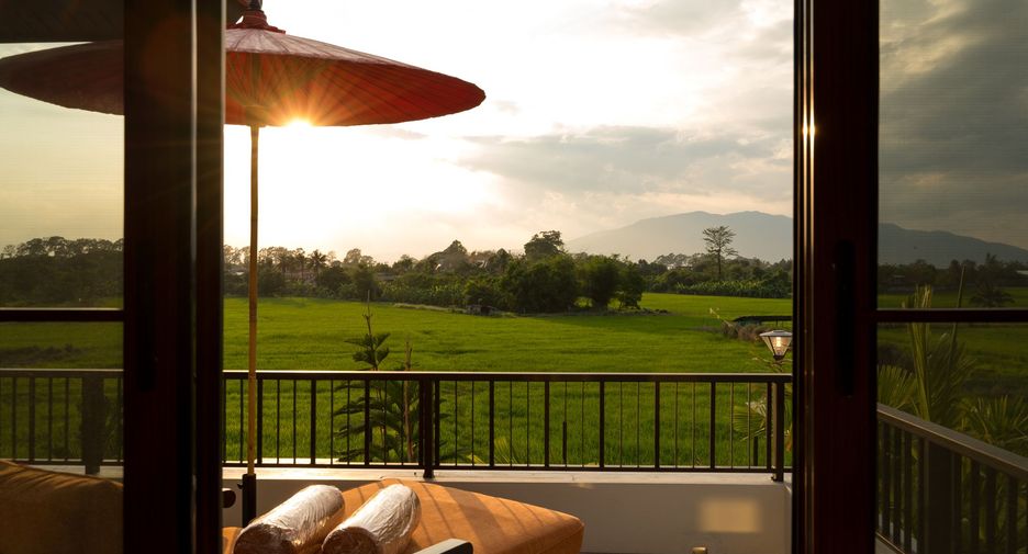 Villa en venta y en alquiler de 5 habitaciones en Saraphi, Chiang Mai