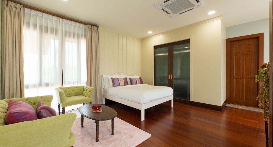 Villa en venta y en alquiler de 5 habitaciones en Saraphi, Chiang Mai