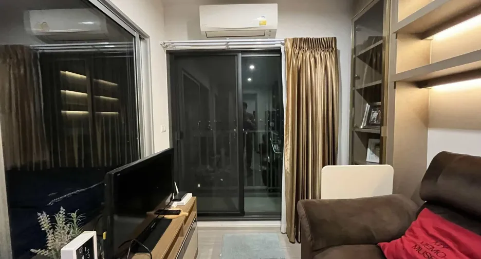 For sale 1 bed condo in Phasi Charoen, Bangkok