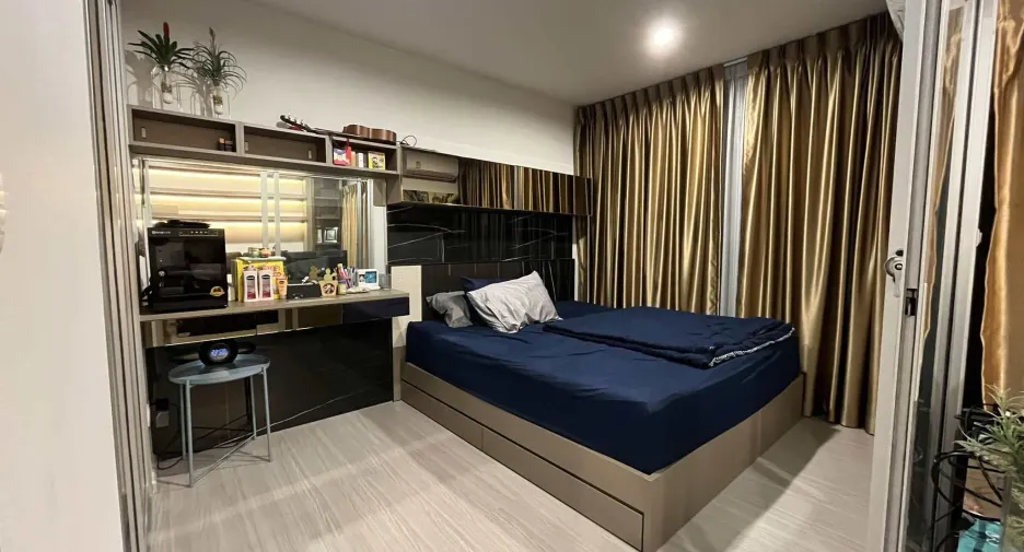 For sale 1 bed condo in Phasi Charoen, Bangkok