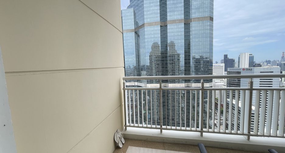 For sale and for rent 3 bedrooms condo in Sathon, Bangkok