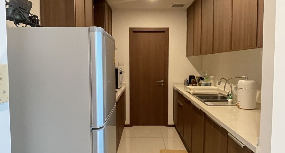 For sale and for rent 3 bedrooms condo in Sathon, Bangkok