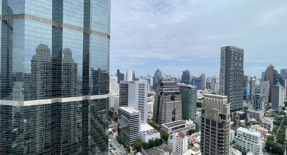 For sale and for rent 3 bedrooms condo in Sathon, Bangkok