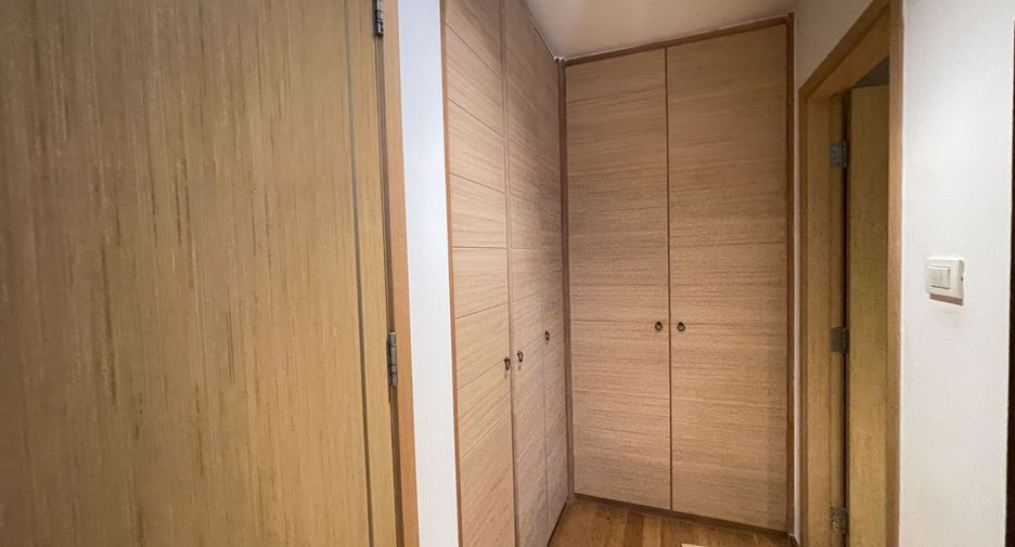 For sale and for rent 3 bedrooms condo in Sathon, Bangkok