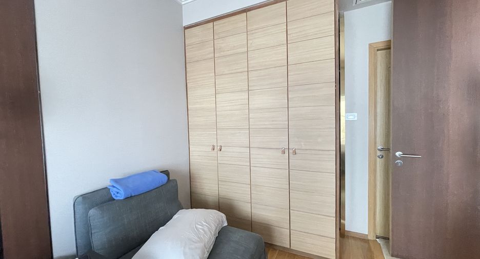 For sale and for rent 3 bedrooms condo in Sathon, Bangkok