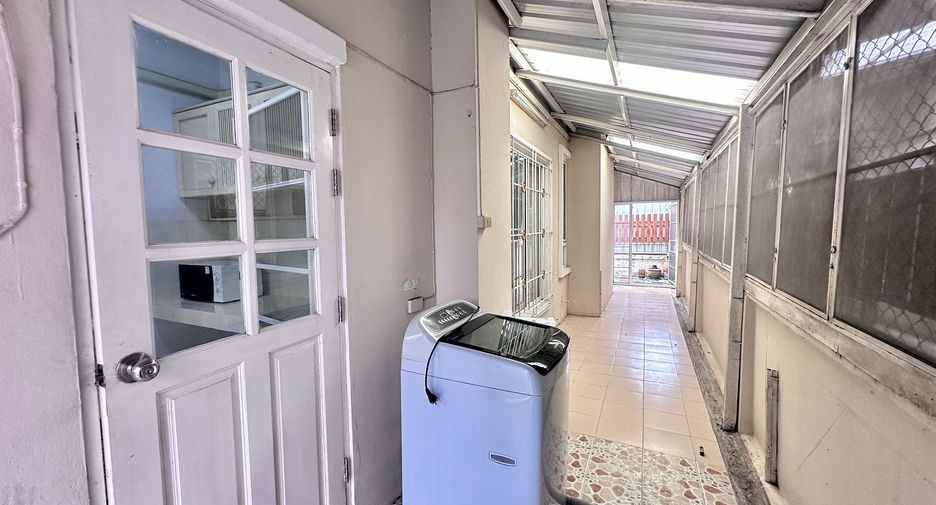 For sale and for rent 3 bedrooms house in Hang Dong, Chiang Mai
