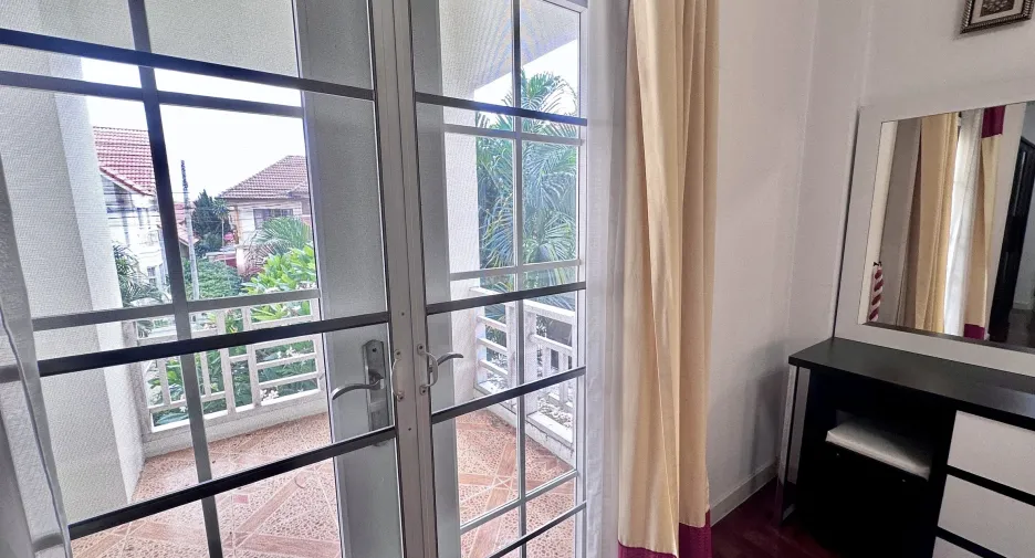 For sale and for rent 3 bedrooms house in Hang Dong, Chiang Mai