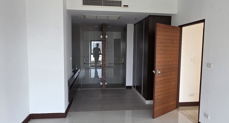 Condo en venta de 4 habitaciones en Bang Lamung, Chonburi