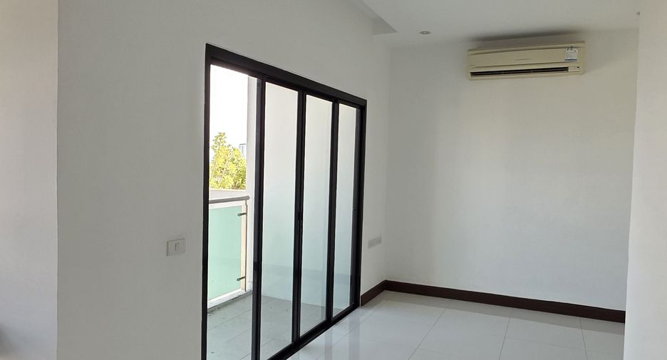 Condo en venta de 4 habitaciones en Bang Lamung, Chonburi