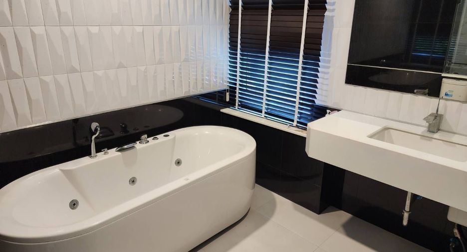 Haus zum Kauf und zur Miete mit 5 Zimmer in Chatuchak, Bangkok